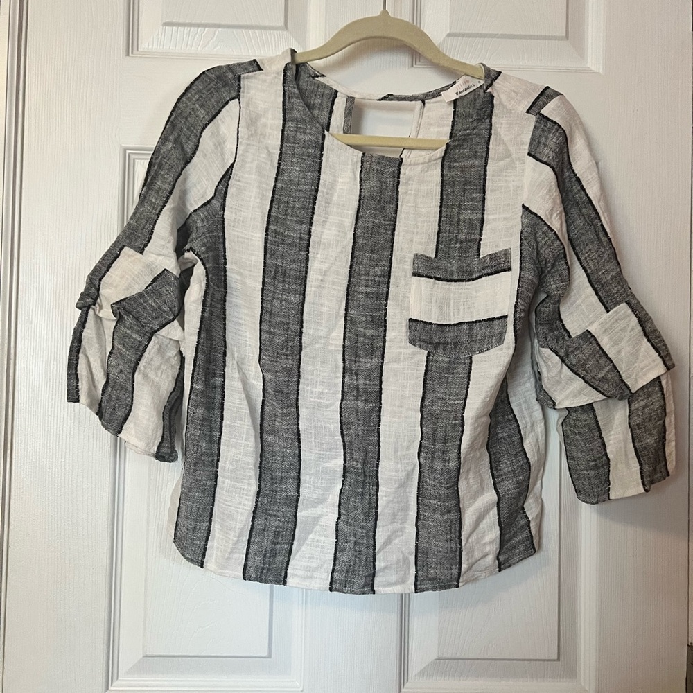Urban Romantics Bell Bottom Sleeve Blouse